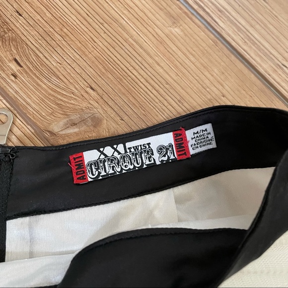 Vintage forever 21 skirt - Picture 2 of 5